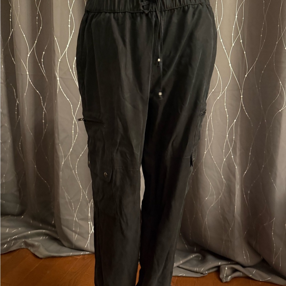 Banana Republic Women’s Dark Cargo Pants